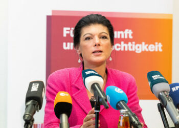 Wagenknecht entzaubert: BSW stimmt gegen Friedensverhandlungen