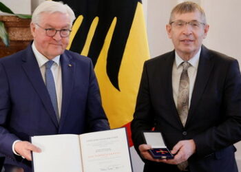 "Gefahren durch mRNA-Impfstoffe": Wissenschaftler fordern endlich Auskunft vom Paul-Ehrlich-Institut