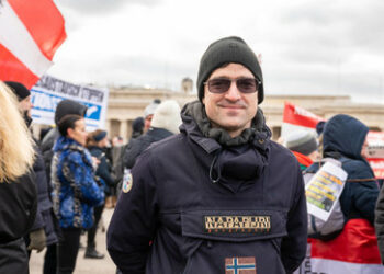 "Gegen Sie liegt nichts vor" – Martin Sellner gelingt bei Testfahrt Einreise nach Deutschland