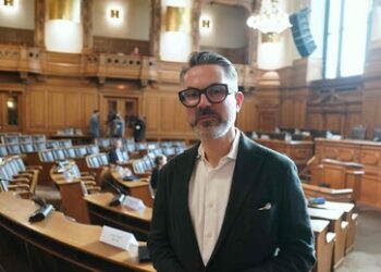 "Süddeutsche Zeitung" berichtet wohlwollend über Wagenknecht-Bündnis und Fabio de Masi