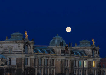 Lesermeinung: Gedanken des Balkonisten ‒ Das "Tal der Ahnungslosen" scheint heute größer denn je