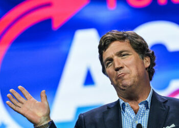 Medien zu Tucker Carlsons Putin-Interview: Von Verleumdung bis Drohung