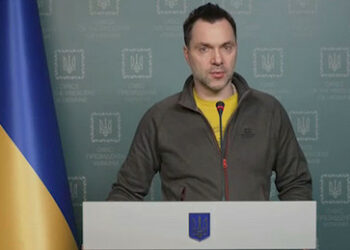 Moskauer Gericht: Ex-Berater Arestowitsch des ukrainischen Präsidialbüros ist zu inhaftieren