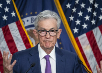 Powells Taktiken: Zinssenkungen vor Wahlen – Begünstigt er Biden?