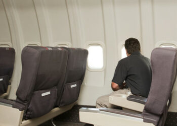 Russe reist ohne Reisepass und Flugticket in die USA ein – Abschiebung