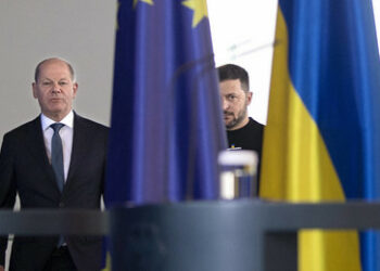 Selenskij-Besuch legt Berliner S-Bahn lahm