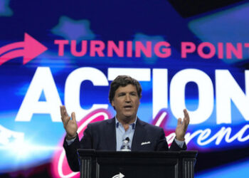 Tucker Carlson ist nach Russland gekommen, um Putins Wort zu hören