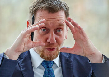 "Bösartige Leute": CDU-Politiker fordern schärfere Regeln für Messengerdienste