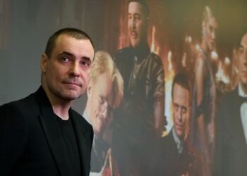 "Meister und Margarita" mit August Diehl als Teufel führt in Russland die Kinokassen an