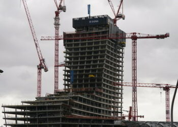 Immobilencrash: Preise für Häuser 2023 in Rekordtempo gefallen – Trend hält weiter an