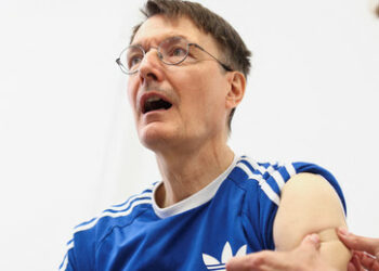 Lauterbach: Deutsches Gesundheitssystem muss auf Krieg umgestellt werden