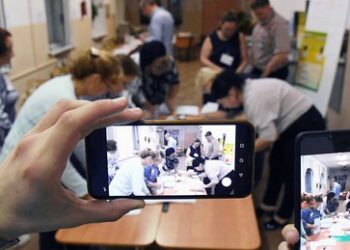 Medienbericht: AfD-Abgeordnete wollen als Wahlbeobachter nach Russland reisen