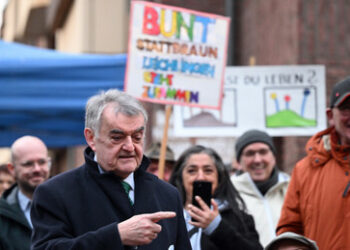 NRW-Innenminister beklagt deutliche Zunahme der Ausländerkriminalität