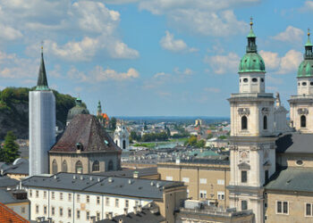Österreich: Kommunist zieht in Stichwahl um Bürgermeisteramt in Salzburg