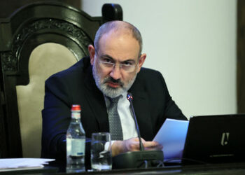 Paschinjan warnt vor drohendem Krieg mit Aserbaidschan schon diese Woche