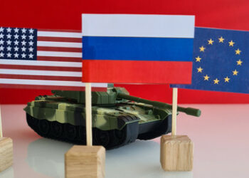 Pentagon gibt Macron recht: Die NATO wird in den Krieg gegen Russland ziehen müssen