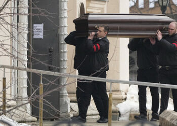 Russland: Alexei Nawalny in Moskau beigesetzt