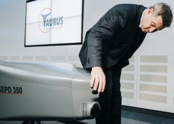 Taurus-Leak: Tollkühne Piloten – politische Idioten und ein "Hauch von Landesverrat"