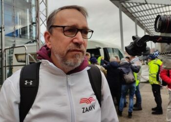 Verteidiger von Michael Ballweg zur "erneuerten Klage" gegen den Querdenken-Gründer