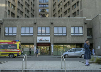 "Unruhen" in Berlin: Krankenhausbetreiber muss Rettungsstellen durch Sicherheitsdienste schützen