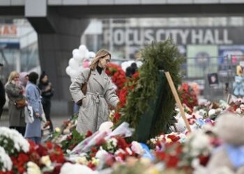 Aus Blutbad politisches Kapital schlagen: Westliche Medien geben Putin Mitschuld an Crocus-Terror