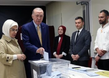 Kommunalwahlen in der Türkei: Erdoğans AKP verliert deutlich