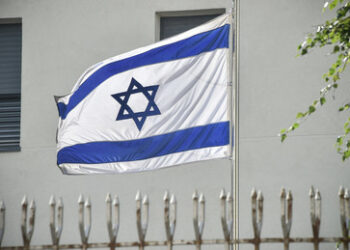 Militärberater von Ajatollah Chamenei: "Keine Botschaft des zionistischen Regimes ist nun sicher"