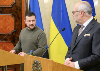 Estnischer Präsident: Erst Russland in "die Knie zwingen", dann Friedensverhandlungen