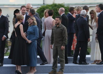 Selenskij frustriert: Deutschland und USA treten bei NATO-Beitritt auf die Bremse