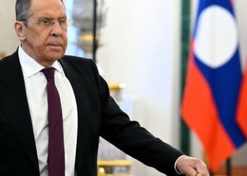 "Ausdruck der Agonie und Verzweiflung" ‒ Lawrow zum Beschuss Russlands mit US-Raketen