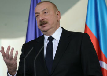 Aserbaidschans Präsident löst das Parlament auf