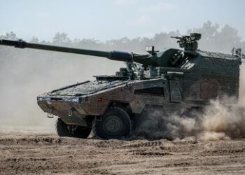 Auch für das Schlachtfeld in der Ukraine: Münchner KNDS präsentiert neue Radhaubitze