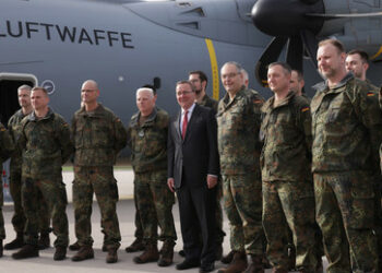 Bericht: Streitkräften der NATO-Länder in Europa fehlen Soldaten