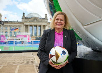 Erster EM-Erfolg für Ministerin Faeser: Rund "1.400 unerlaubte Einreisen" wurden verhindert