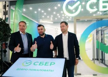 Erstes Sberbank-Kundenzentrum in Donezk eröffnet – Weitere Banken ziehen nach