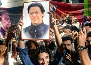 Hochverratsurteil gegen pakistanischen Ex-Premier Khan aufgehoben