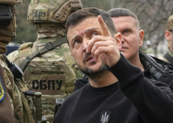 Majore gegen Generäle: Selenskij fördert Zerfall der ukrainischen Streitkräfte