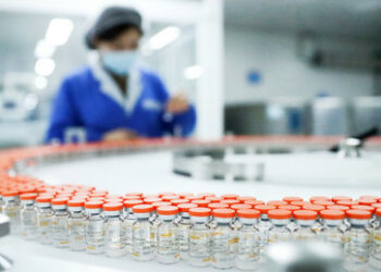 Medienbericht: Pentagon betrieb geheime Propaganda-Kampagne gegen COVID-Impfstoff