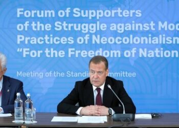 Medwedew: Russland wird Schadensersatz für Sanktionen fordern