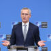 Stoltenberg: Waffenlieferungen an die Ukraine müssen für NATO-Mitglieder verpflichtend werden