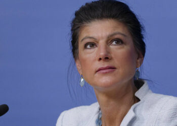 Wagenknecht schießt scharf gegen Merz: Will "neue Bundesländer unregierbar machen"