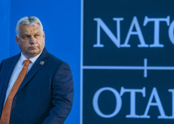 "Der europäische Zug fährt in Richtung Krieg" ‒ Orbán kündigt NATO-Militärmission in der Ukraine an