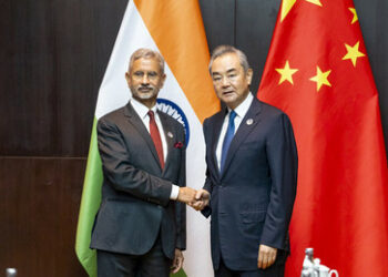 China und Indien: Einigung auf Fahrplan für Truppenabzug aus umstrittenen Grenzgebieten