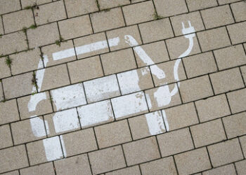 E-Autos am Ende? Bestellungen in Deutschland brechen um fast die Hälfte ein