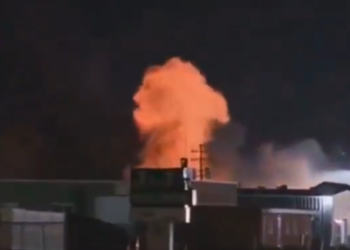 Gewaltige Explosion erschüttert US-Waffenfabrik, die Javelin-Gefechtsköpfe für Kiew herstellt