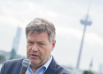 Habeck kündigt neue Stromumlage an