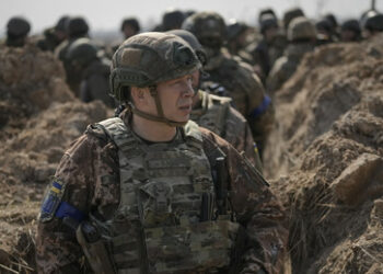 Hohe Verluste: Oberkommandierender Syrski inspiziert Brigade der ukrainischen Streitkräfte