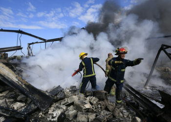 Krieg im Libanon? NATO-Staaten fordern ihre Bürger auf, das Land zu verlassen