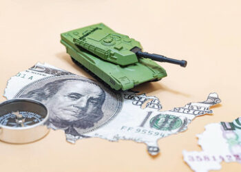 Michael Hudson: Über die Notwendigkeit, unseren Wortschatz des Politischen zu erneuern