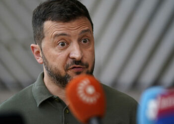 Selenskij will nur über Mittelsmänner mit Moskau verhandeln